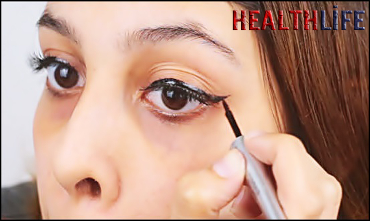 What Is The Best Way To Wear False Eyelashes